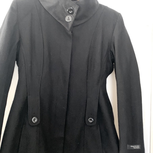 Majora wool blend coat, black, size large - Picture 3 of 9